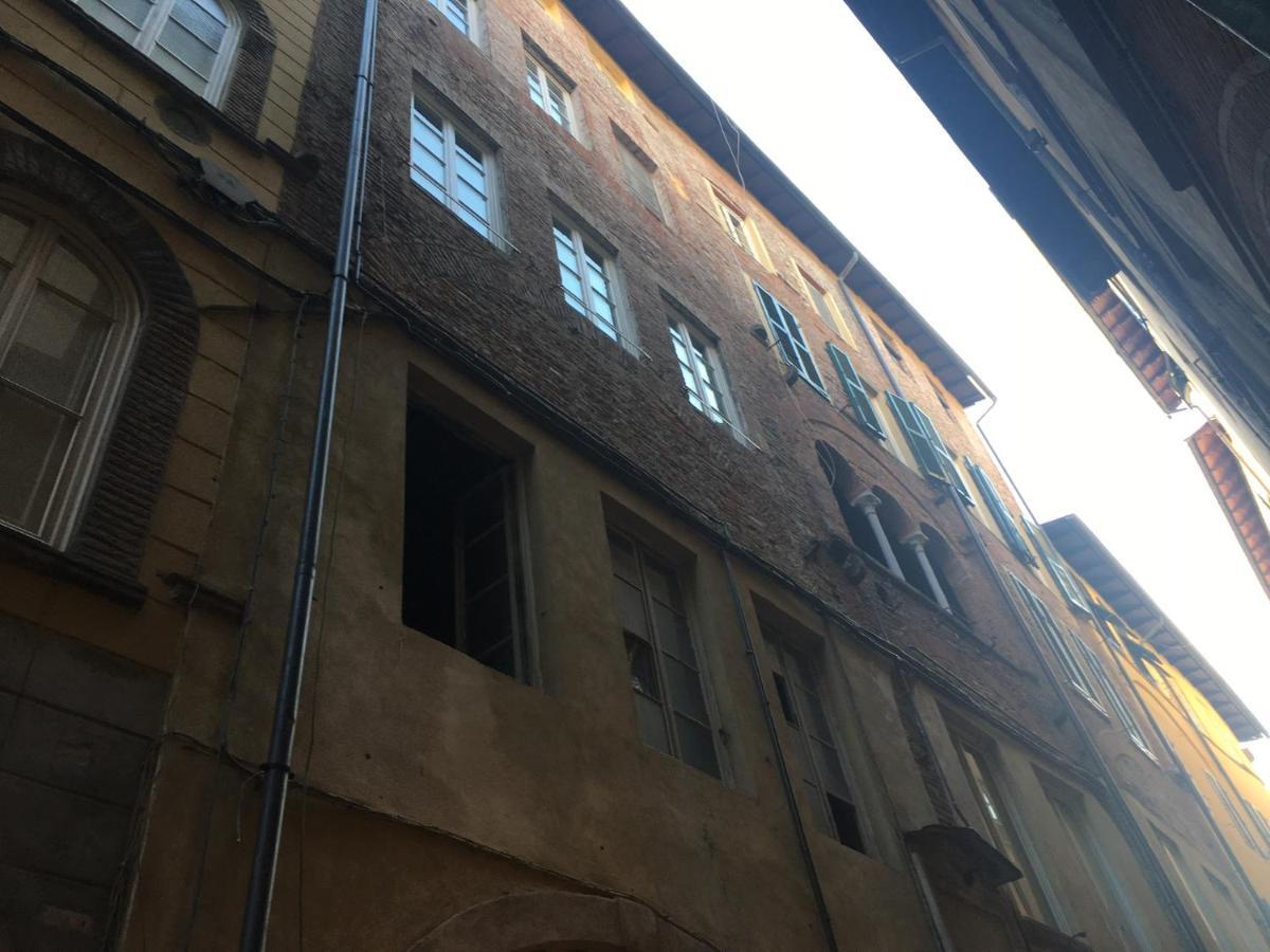 La Conchiglia Apartment Lucca Luaran gambar